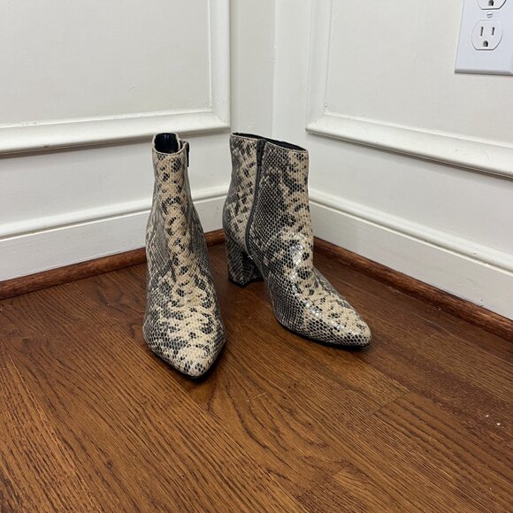 Seychelles Neutral snake skin heeled boots size 7.5 - Picture 2 of 6
